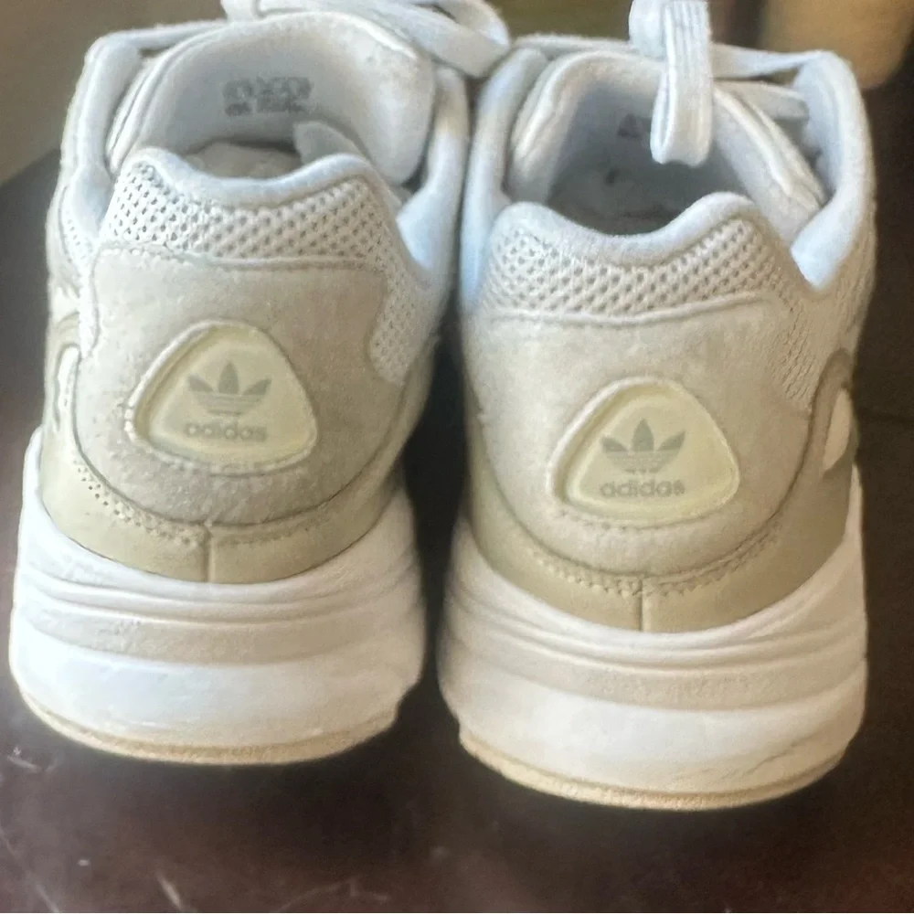 adidas Men's White and Beige Retro Runner Sneakers - Picture 5 of 16